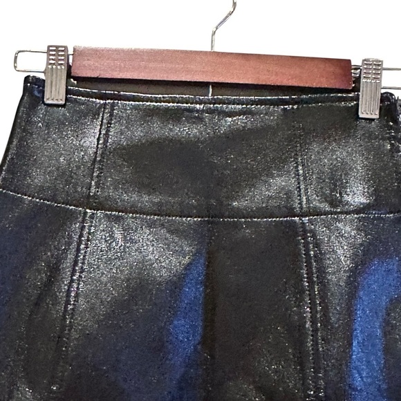 Free People Holding onto a Dream Coated Glossy Faux Leather Mini Skirt Black 0 - Picture 2 of 10